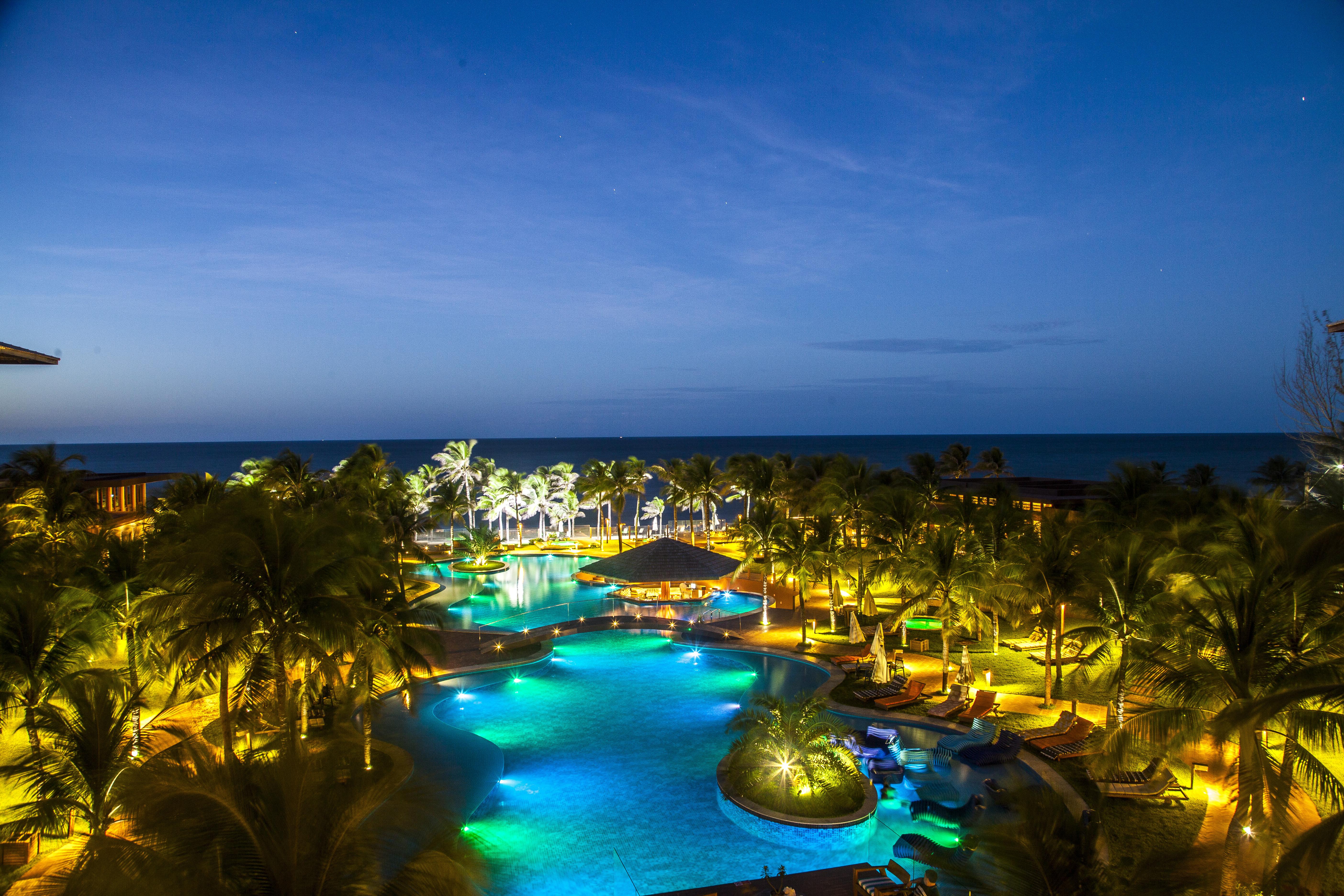 Carmel Cumbuco Resort Ngoại thất bức ảnh Hard Rock Hotel at night
